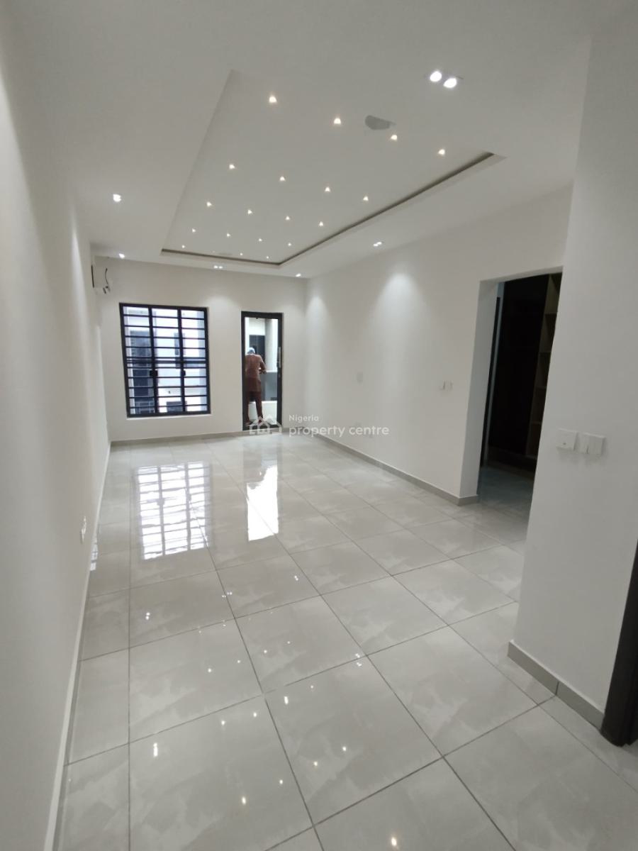4 Bedrooms Terrace with Bq, Victoria Island (vi), Lagos, Flat / Apartment for Rent