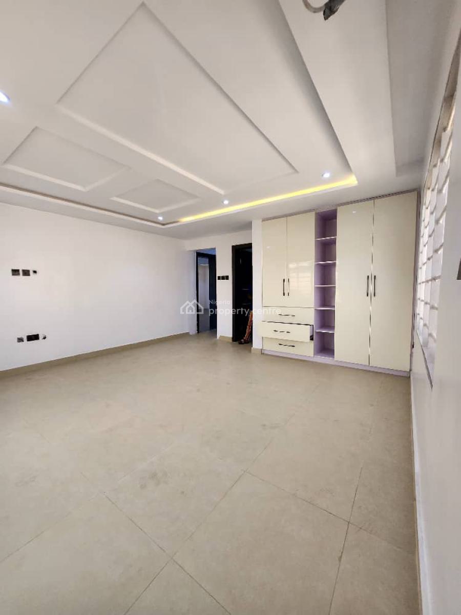 Luxury Built and Fully Serviced 3 Bedroom Apartment with Bq, Lekki Phase 1, Lekki, Lagos, Flat / Apartment for Sale
