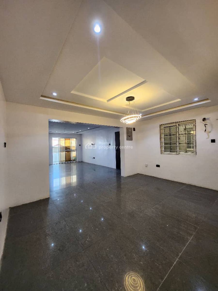 Luxury Built and Fully Serviced 3 Bedroom Apartment with Bq, Lekki Phase 1, Lekki, Lagos, Flat / Apartment for Sale