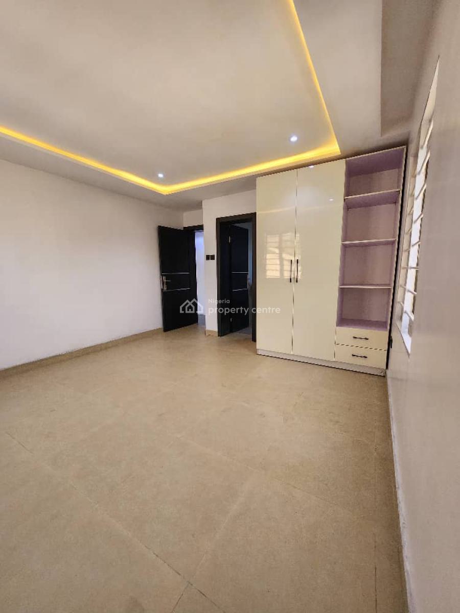 Luxury Built and Fully Serviced 3 Bedroom Apartment with Bq, Lekki Phase 1, Lekki, Lagos, Flat / Apartment for Sale