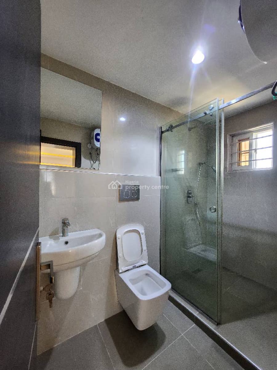 Luxury Built and Fully Serviced 3 Bedroom Apartment with Bq, Lekki Phase 1, Lekki, Lagos, Flat / Apartment for Sale