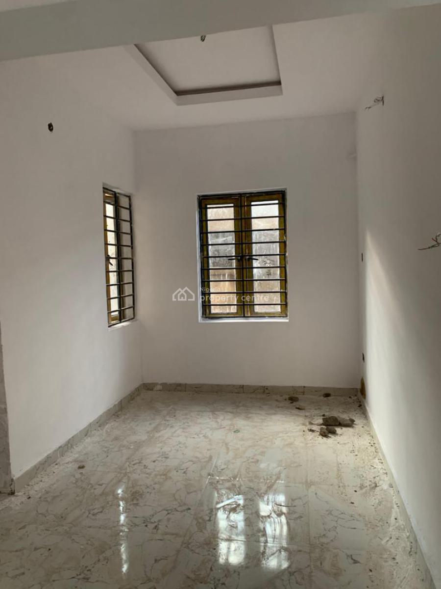 3-bedroom Flat, Olowora, Magodo, Lagos, Flat / Apartment for Sale
