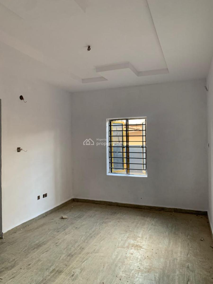 3-bedroom Flat, Olowora, Magodo, Lagos, Flat / Apartment for Sale