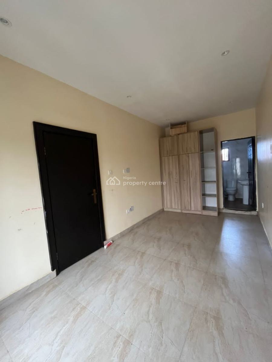4 Bedroom Semi Detached Duplex with 1 Bedroom, Lokogoma District, Abuja, Semi-detached Duplex for Sale