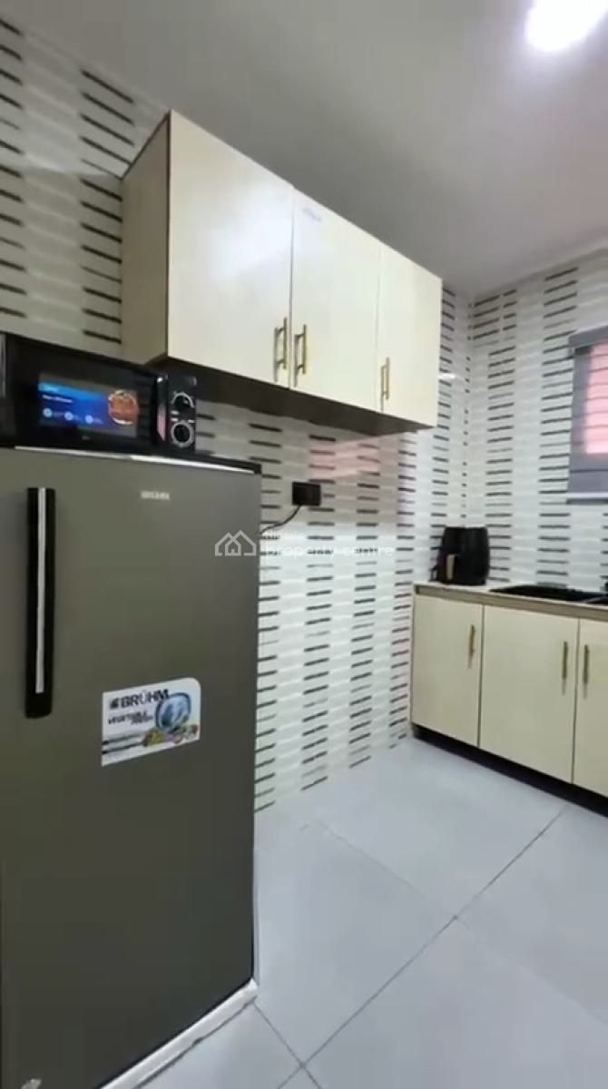 2 Furnished 1bedroom and 1 Unit 2bedroom Ensuit, Lekki Phase 1, Lekki, Lagos, Flat / Apartment for Rent