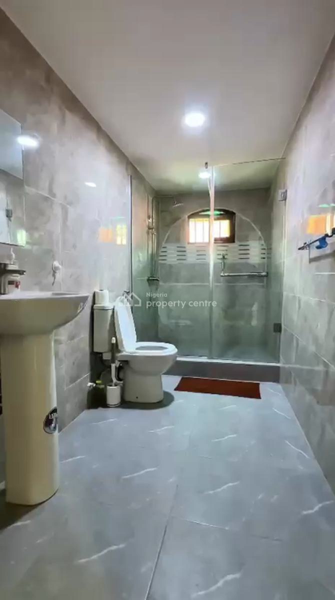 2 Furnished 1bedroom and 1 Unit 2bedroom Ensuit, Lekki Phase 1, Lekki, Lagos, Flat / Apartment for Rent