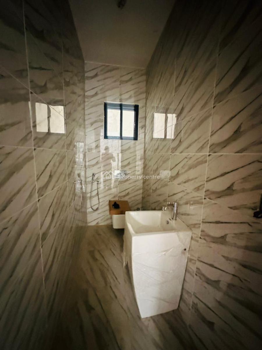 Exquisitely Built 5 Bedroom Fully Detached Duplex with Bq, Maryland, Lagos, Detached Duplex for Sale