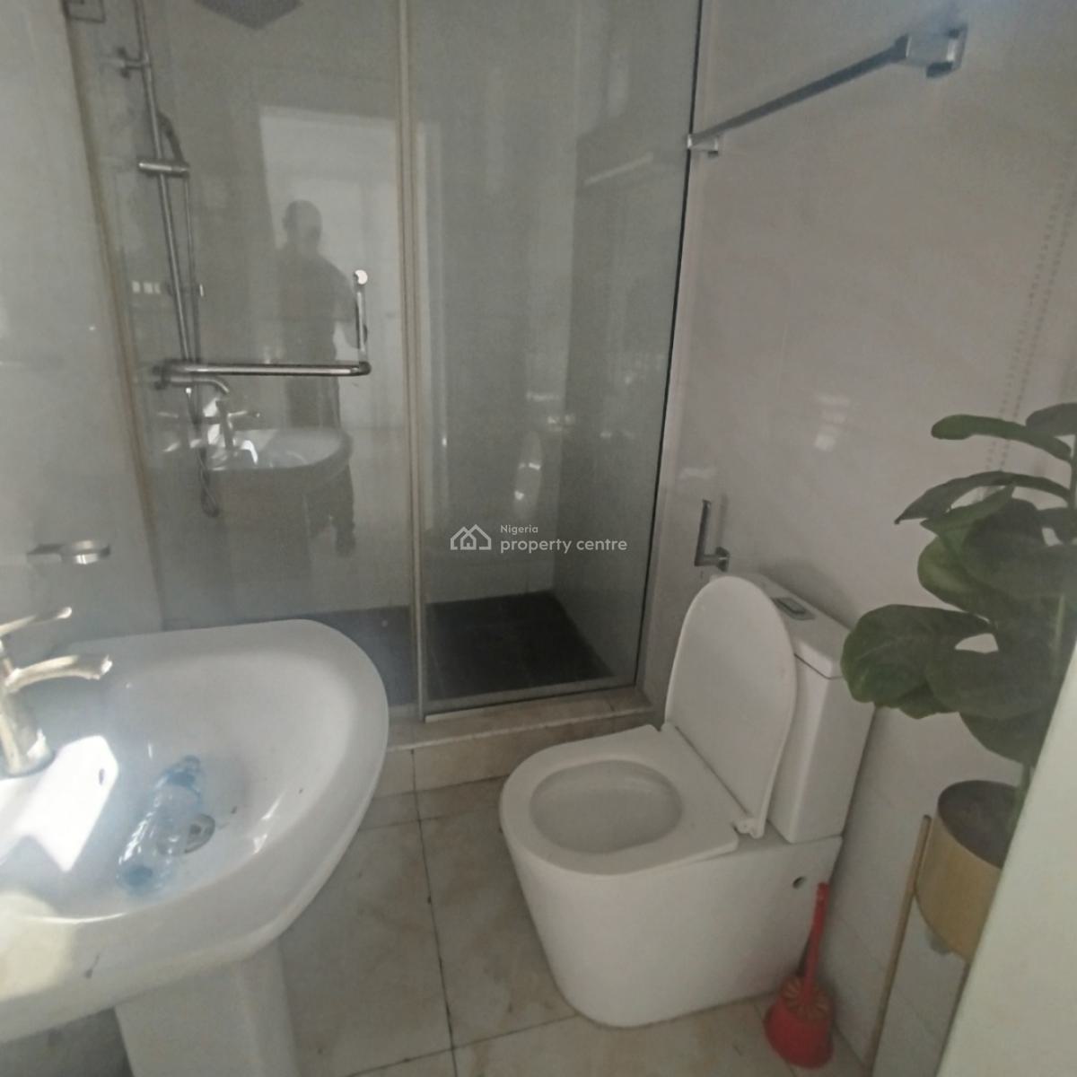 Nice 4 Bedroom Semi Detached Duplex with Bq, Chevron Drive, Lekki Expressway, Lekki, Lagos, Semi-detached Duplex for Rent