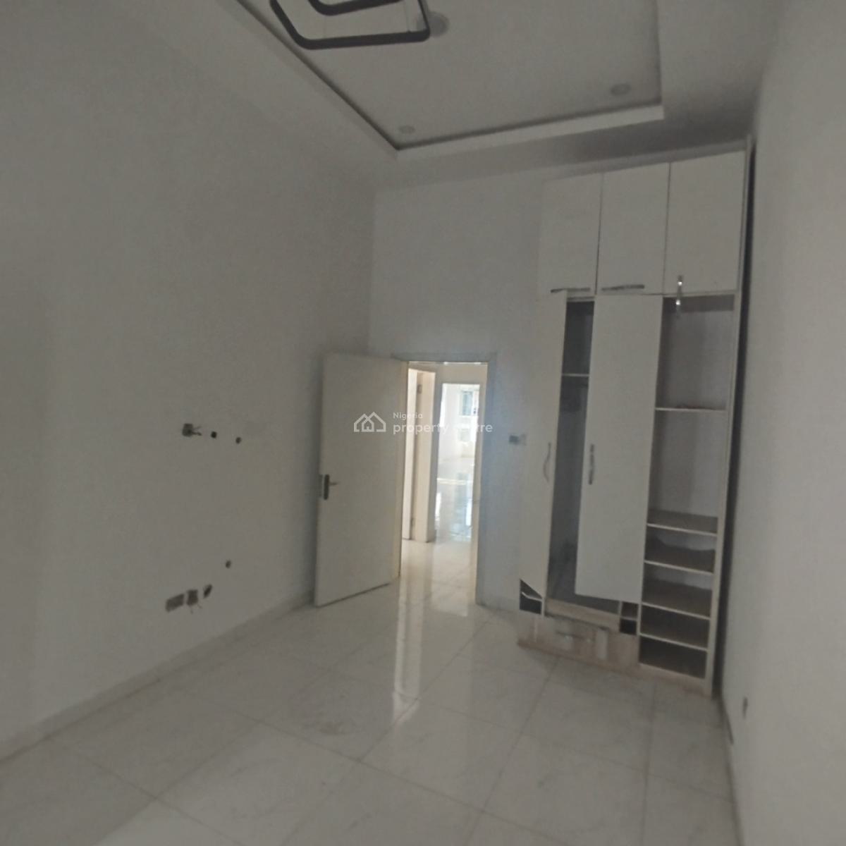 Nice 4 Bedroom Semi Detached Duplex with Bq, Chevron Drive, Lekki Expressway, Lekki, Lagos, Semi-detached Duplex for Rent