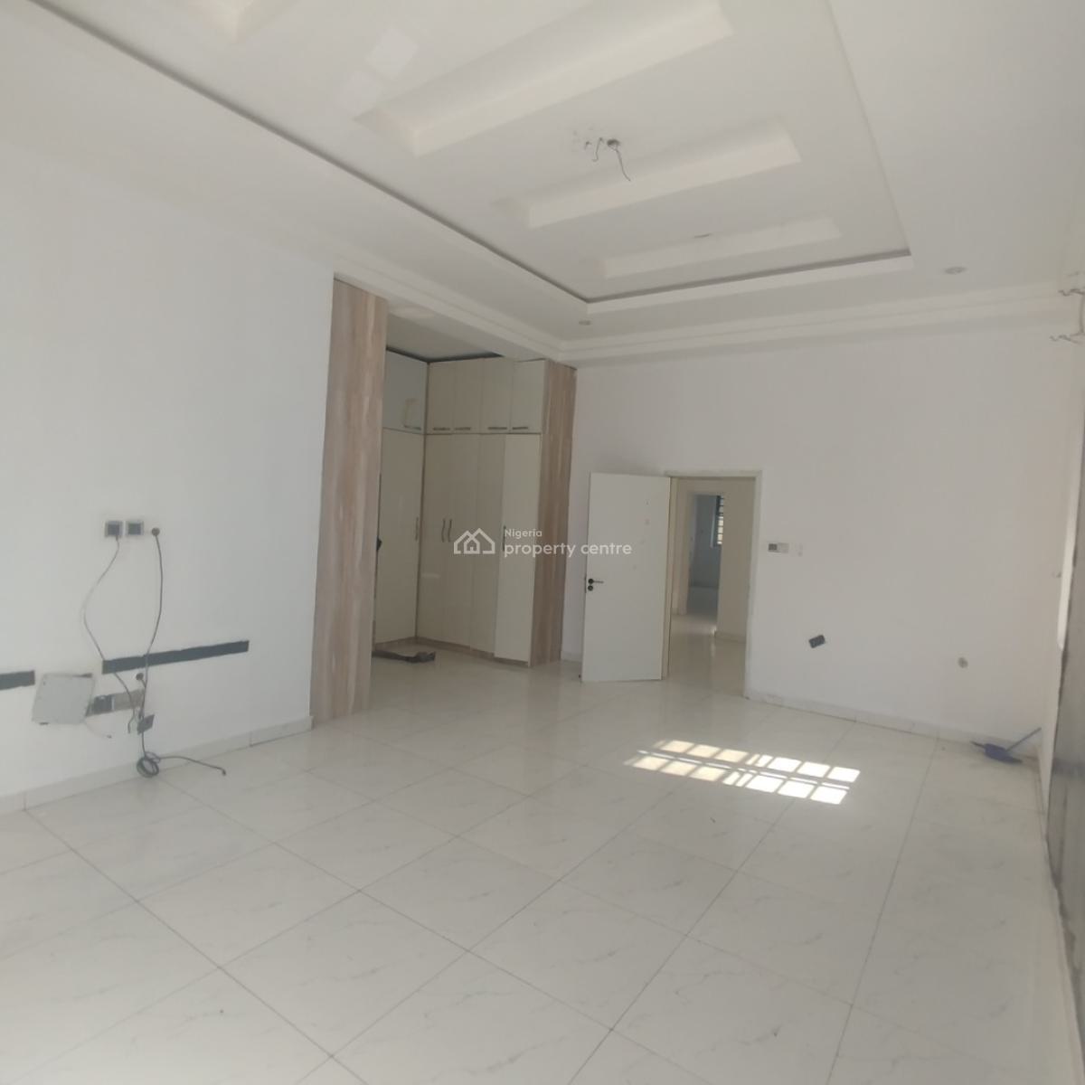 Nice 4 Bedroom Semi Detached Duplex with Bq, Chevron Drive, Lekki Expressway, Lekki, Lagos, Semi-detached Duplex for Rent