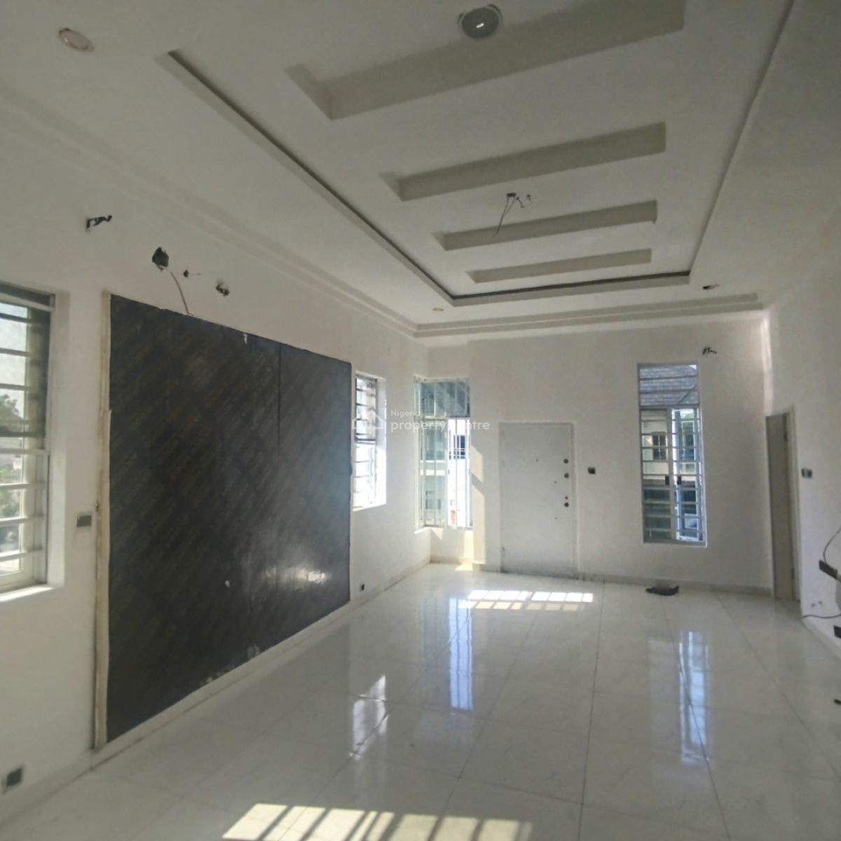 Nice 4 Bedroom Semi Detached Duplex with Bq, Chevron Drive, Lekki Expressway, Lekki, Lagos, Semi-detached Duplex for Rent