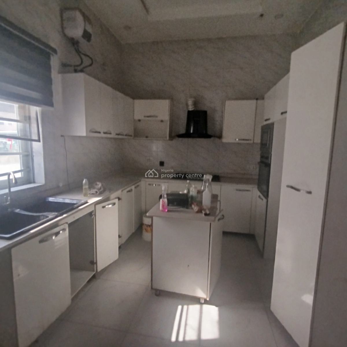 Nice 4 Bedroom Semi Detached Duplex with Bq, Chevron Drive, Lekki Expressway, Lekki, Lagos, Semi-detached Duplex for Rent