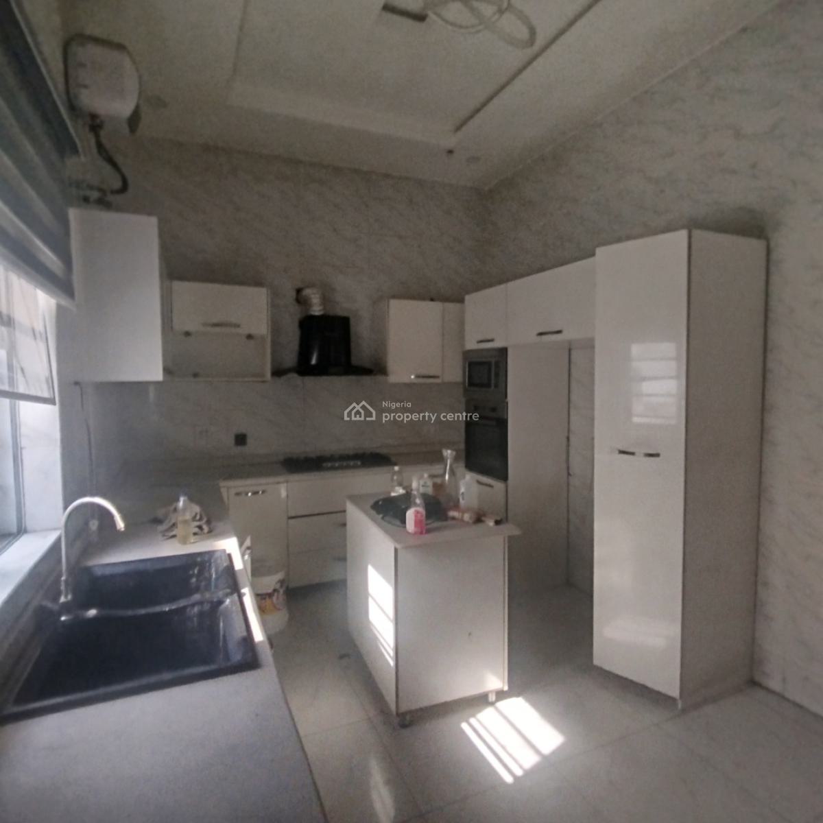 Nice 4 Bedroom Semi Detached Duplex with Bq, Chevron Drive, Lekki Expressway, Lekki, Lagos, Semi-detached Duplex for Rent