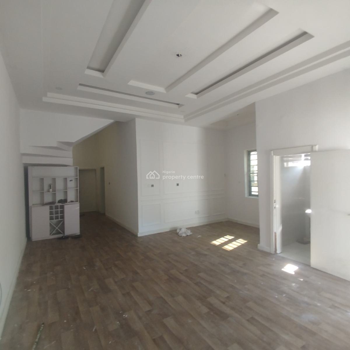 Nice 4 Bedroom Semi Detached Duplex with Bq, Chevron Drive, Lekki Expressway, Lekki, Lagos, Semi-detached Duplex for Rent