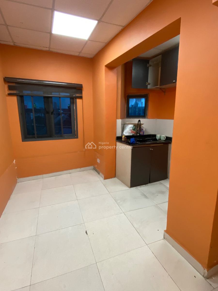 Executive Office Space in a Prime Location, Victoria Island (vi), Lagos, Office Space for Rent