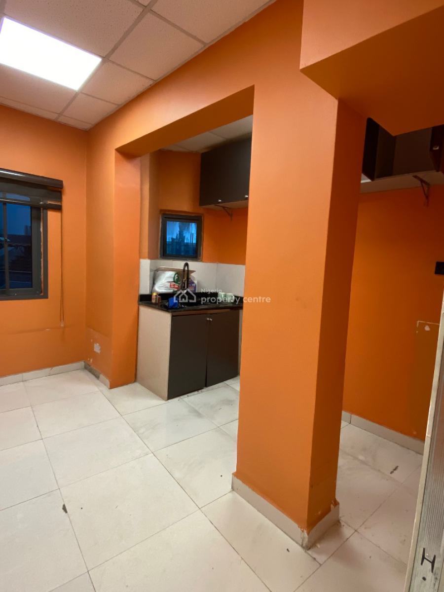 Executive Office Space in a Prime Location, Victoria Island (vi), Lagos, Office Space for Rent