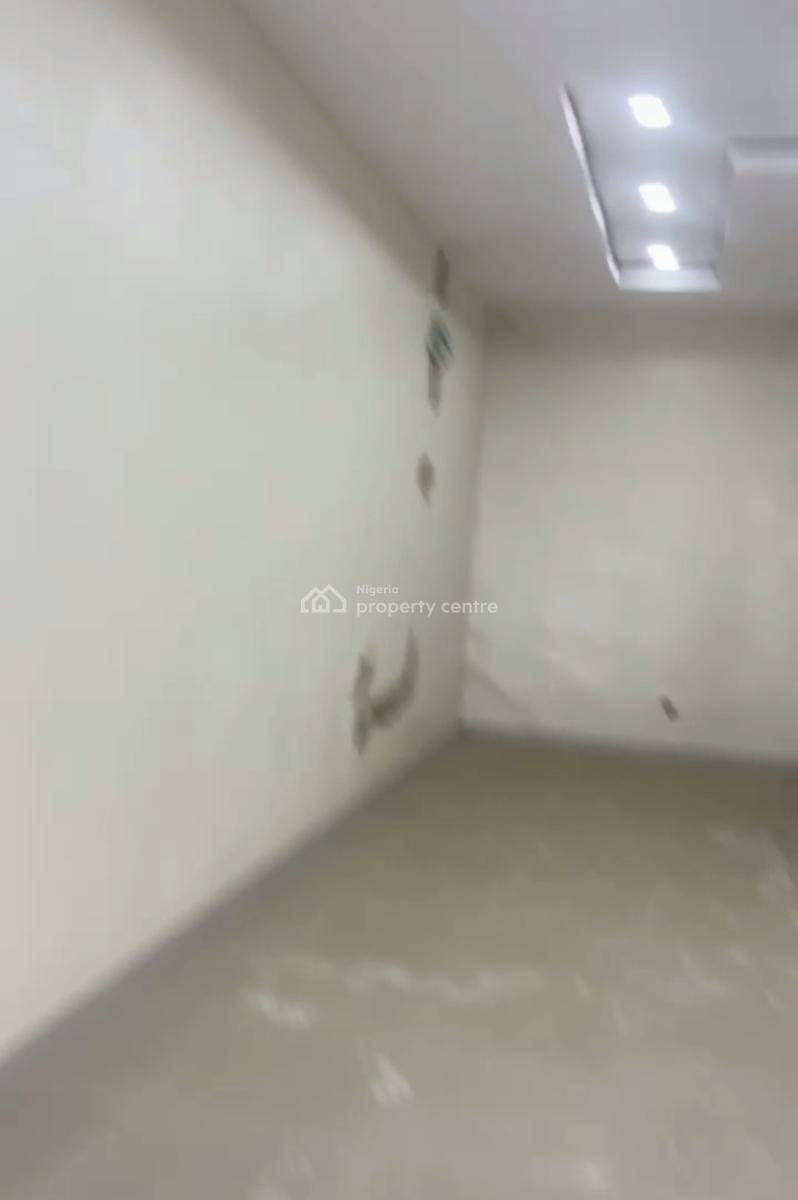 a Spacious Modern Shop., Wuse 2, Abuja, Shop for Rent