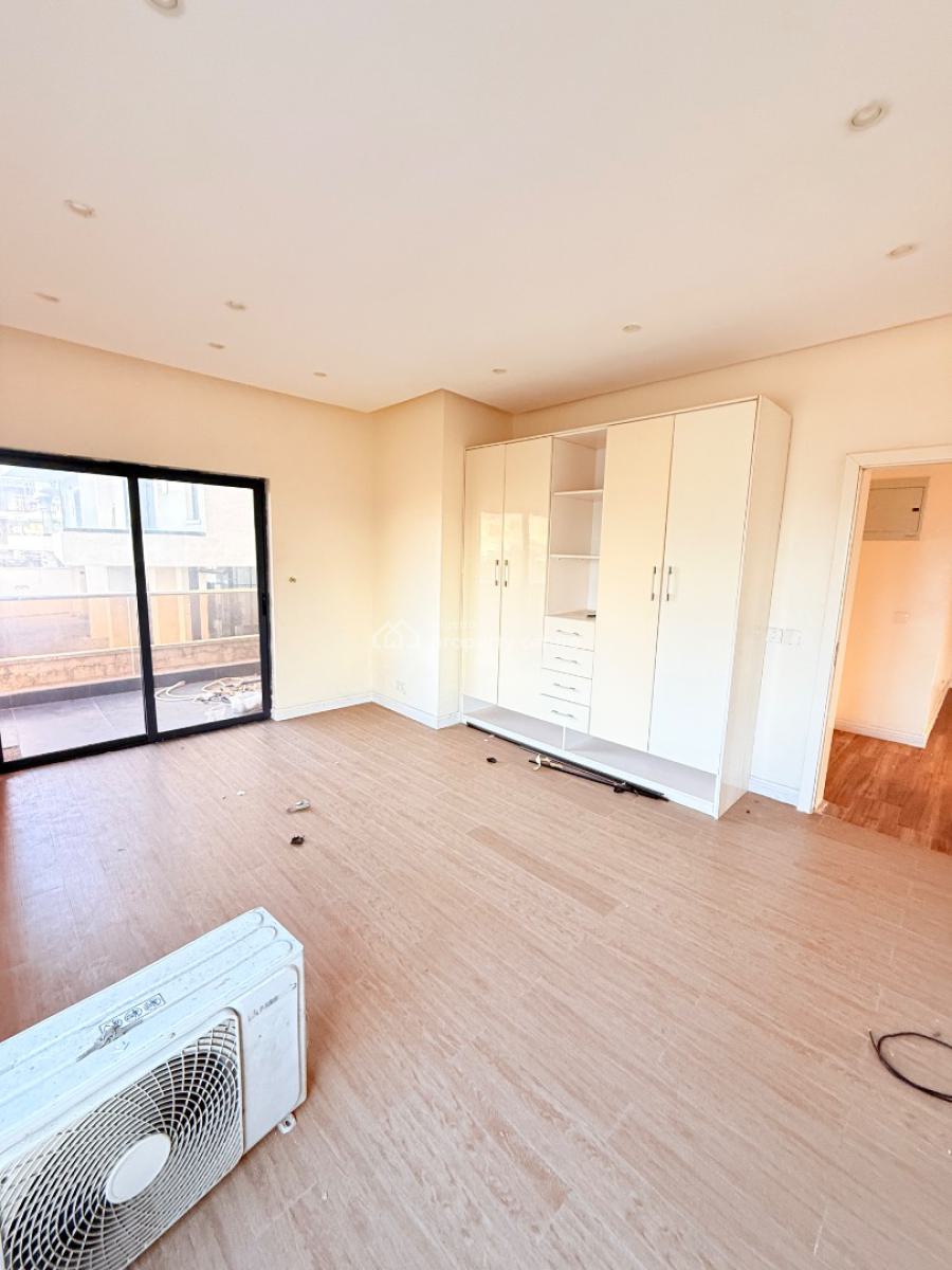 Spacious 3 Bedroom Apartment, Ikoyi, Lagos, Flat / Apartment for Sale