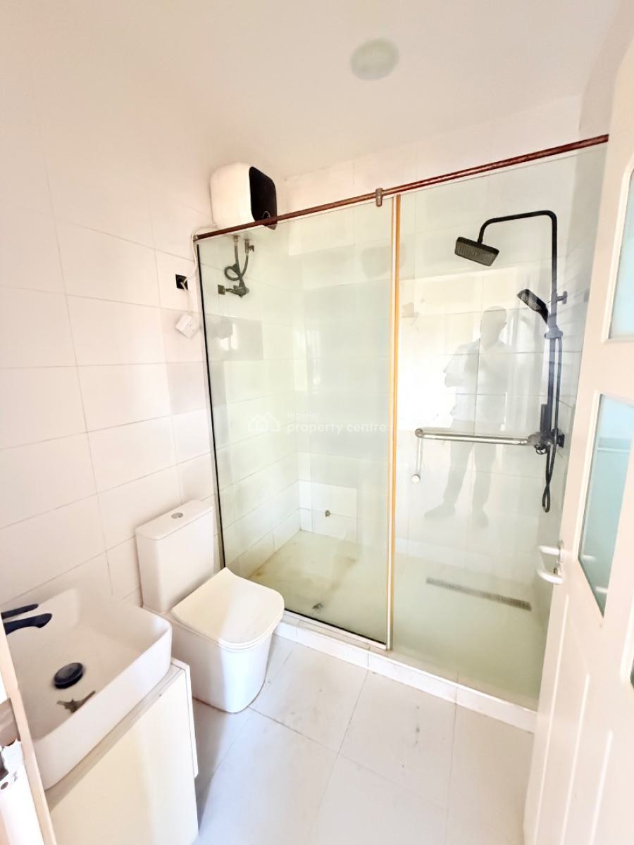 Spacious 3 Bedroom Apartment, Ikoyi, Lagos, Flat / Apartment for Sale