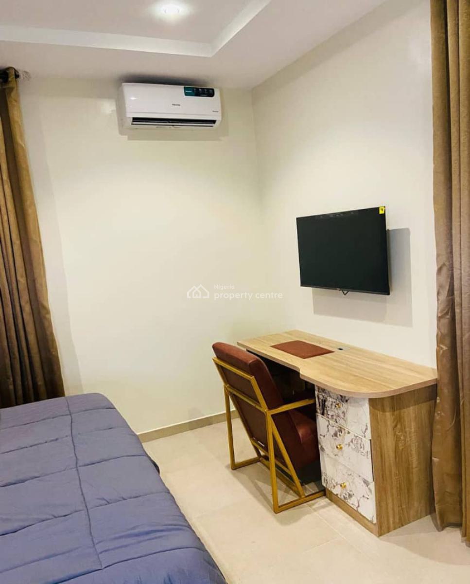 1 Bedroom Apartment, United Estate, Sangotedo, Ajah, Lagos, Mini Flat (room and Parlour) Short Let