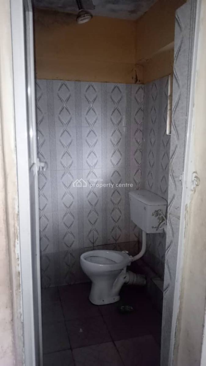 Lovely 2 Bedroom Flat in a Very Good Location, Olowora, Magodo, Lagos, Flat / Apartment for Rent
