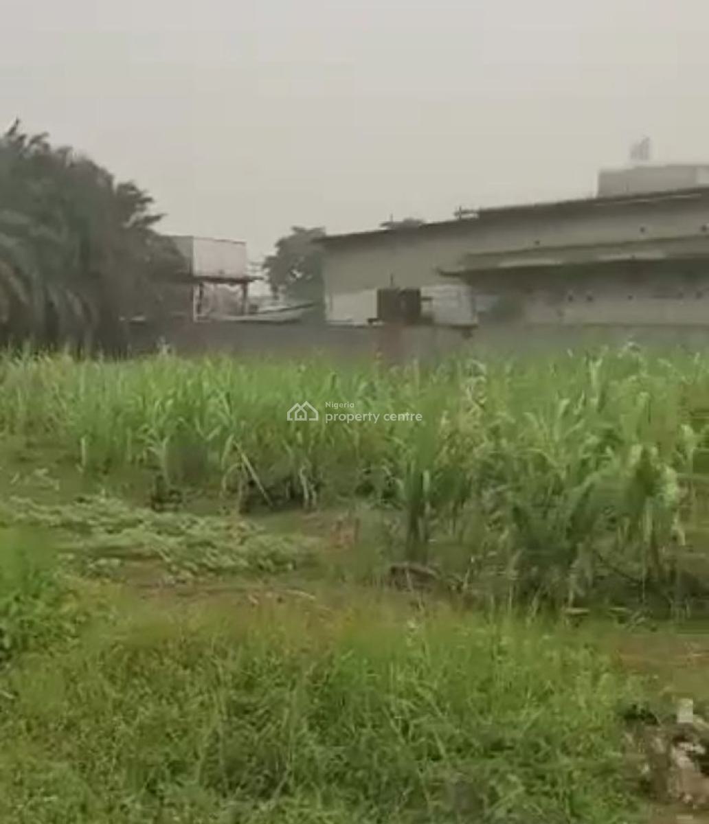 8,200sqm Land with 1 Bay Warehouse + 2 Floors Office Complex, Eric Moore, Surulere, Lagos, Warehouse for Sale