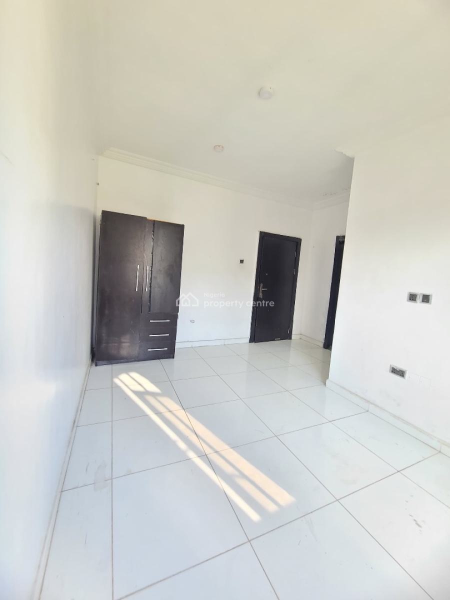 Luxury Spacious Mini Flat Inside Decent Estate, Mobil Road, Ilaje, Ajah, Lagos, Mini Flat (room and Parlour) for Rent