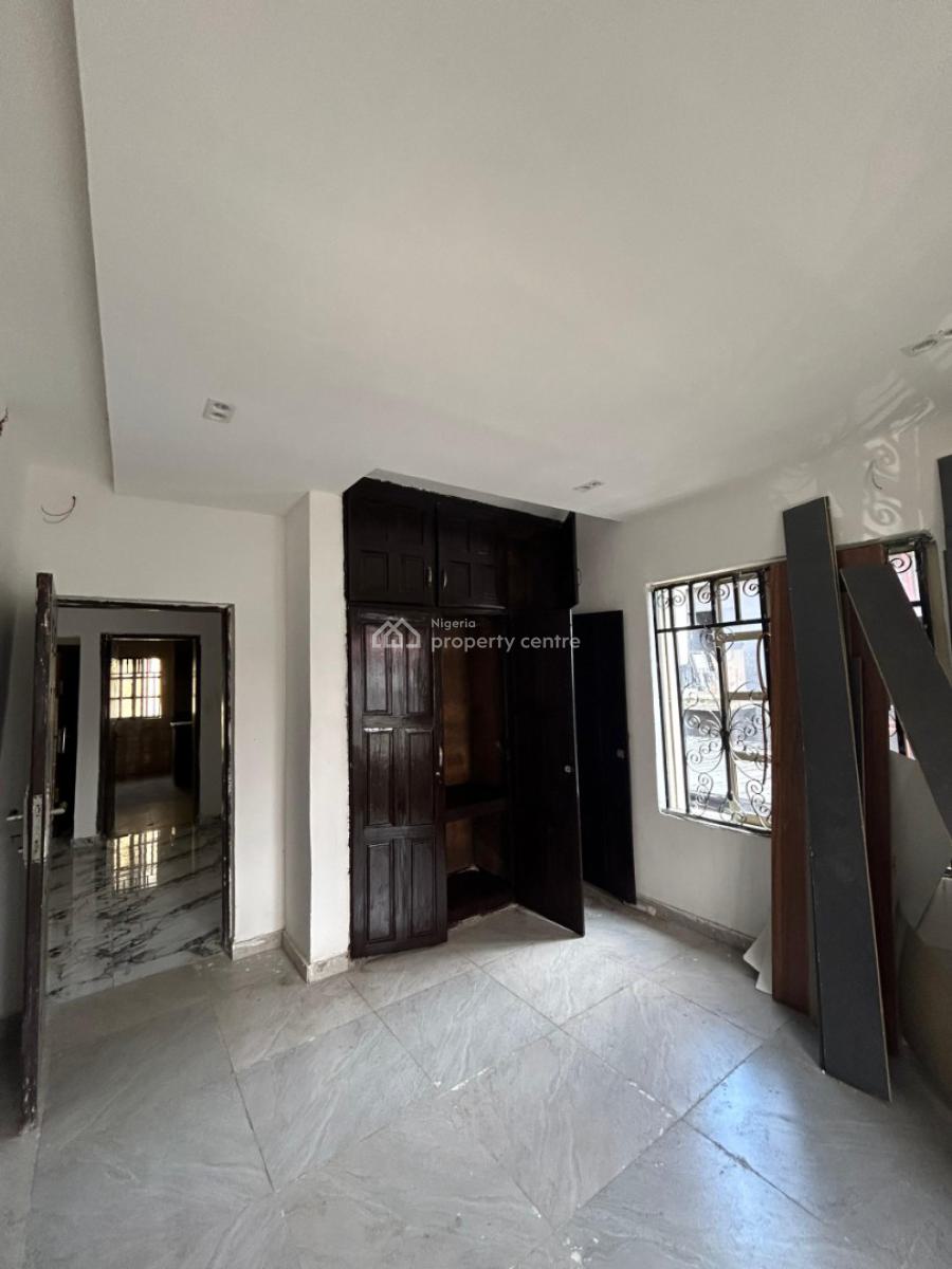 1-bedroom Apartment, Lekki Phase 1, Lekki, Lagos, Mini Flat (room and Parlour) for Rent