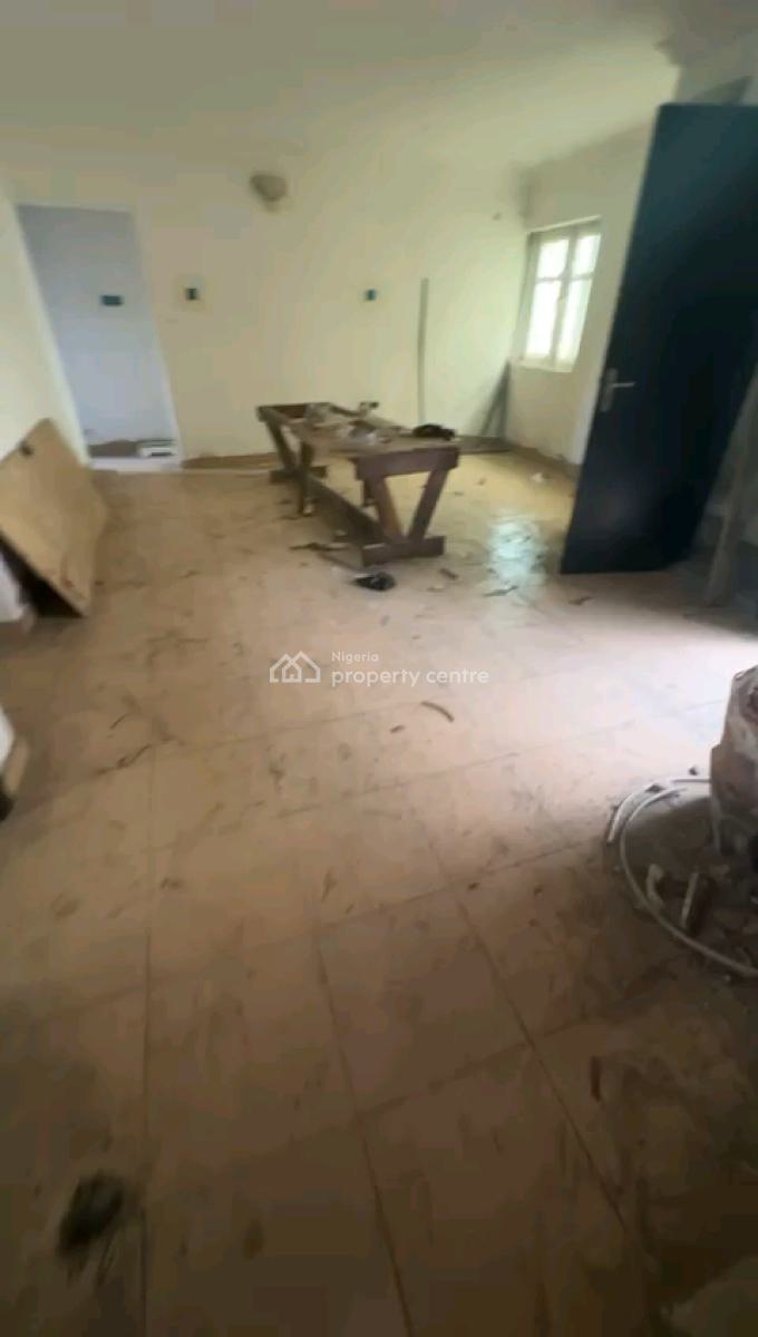 Standard and Executive 3 Bedroom Flat, Ilupeju, Lagos, Flat / Apartment for Rent