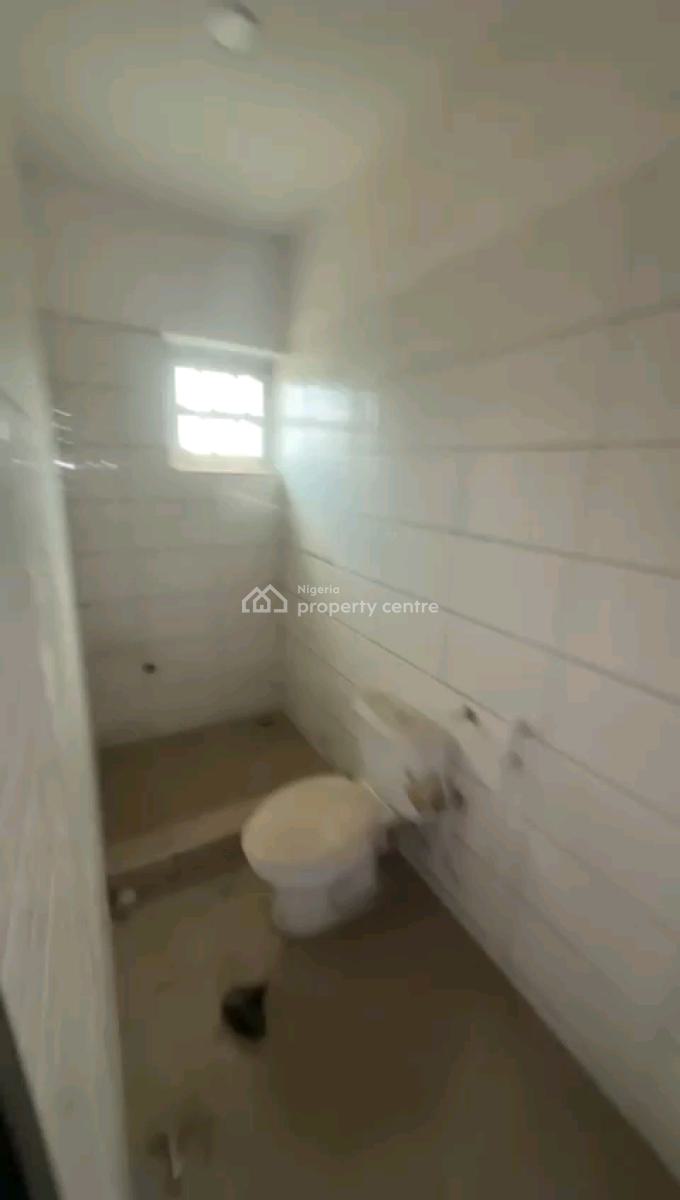 Standard and Executive 3 Bedroom Flat, Ilupeju, Lagos, Flat / Apartment for Rent