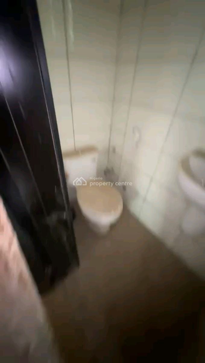 Standard and Executive 3 Bedroom Flat, Ilupeju, Lagos, Flat / Apartment for Rent