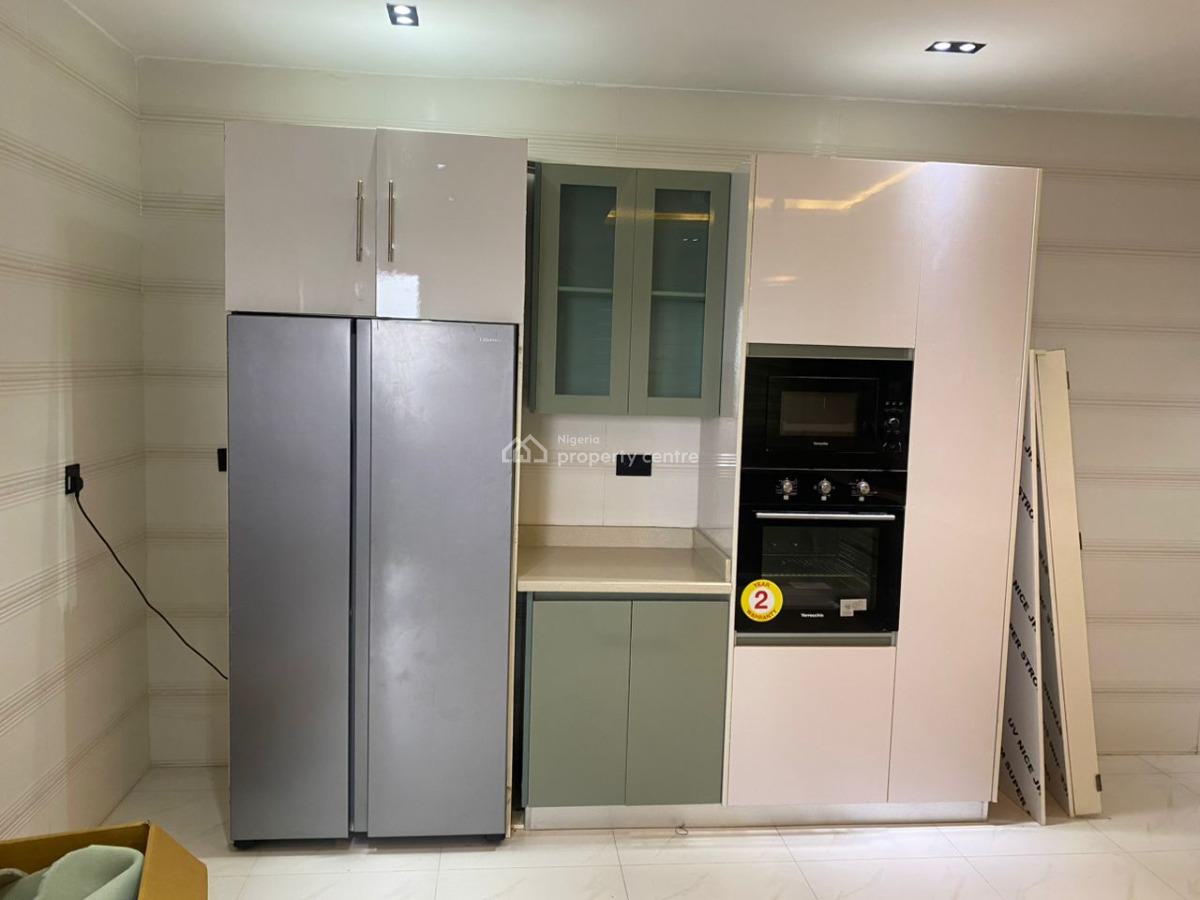 Fully Serviced & Furnished 4 Bedroom Maisonette with a Room Bq., Lekki Phase 1, Lekki, Lagos, House for Rent