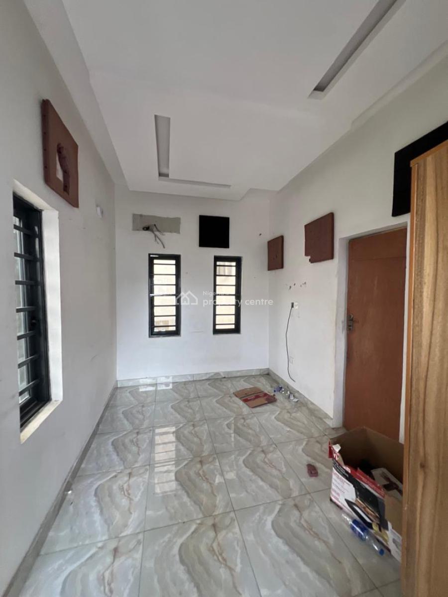 Self Contain, Ikota, Lekki, Lagos, Flat / Apartment for Rent