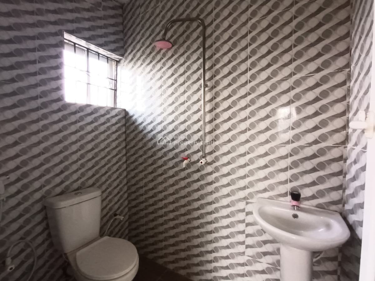 Brand New 2 Bedroom Flat, Igbogbo, Ikorodu, Lagos, Flat / Apartment for Rent
