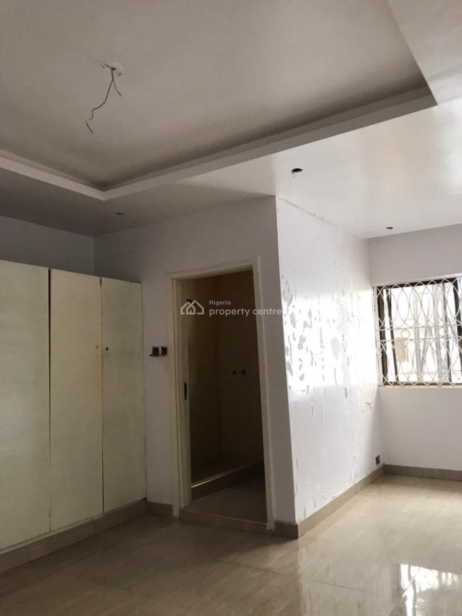 Mini Flat, Admiralty Way, Lekki Phase 1, Lekki, Lagos, Mini Flat (room and Parlour) for Rent