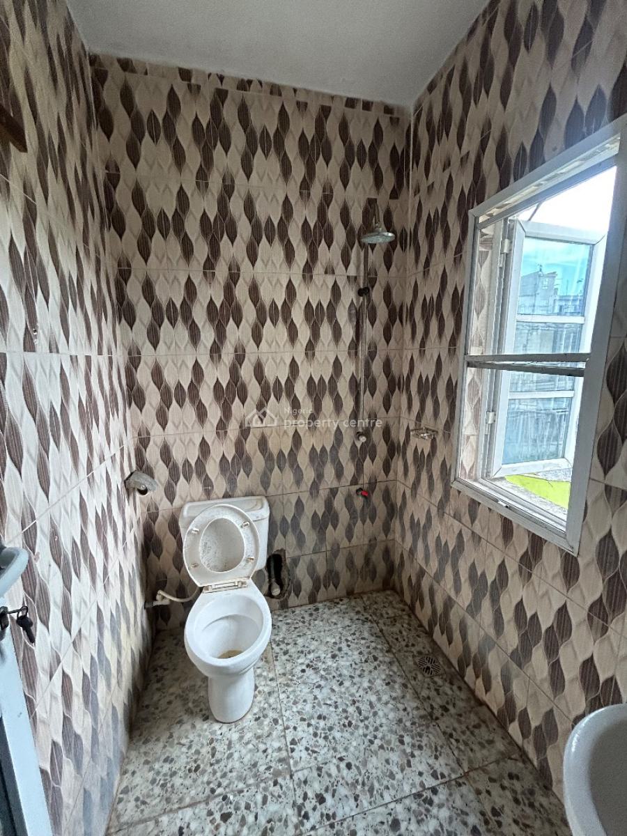 Well Maintained and Spacious 1 Bedroom Apartment, Ologolo, Lekki, Lagos, Mini Flat (room and Parlour) for Rent