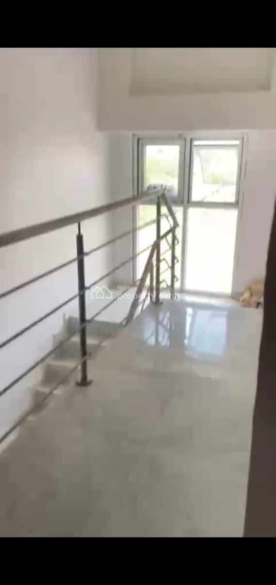 Well Positioned Spacious Neat Office Space, Pinnock Beach Estate, Osapa, Lekki, Lagos, Commercial Property for Rent
