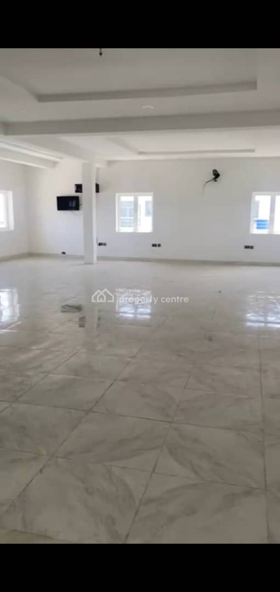 Well Positioned Spacious Neat Office Space, Pinnock Beach Estate, Osapa, Lekki, Lagos, Commercial Property for Rent