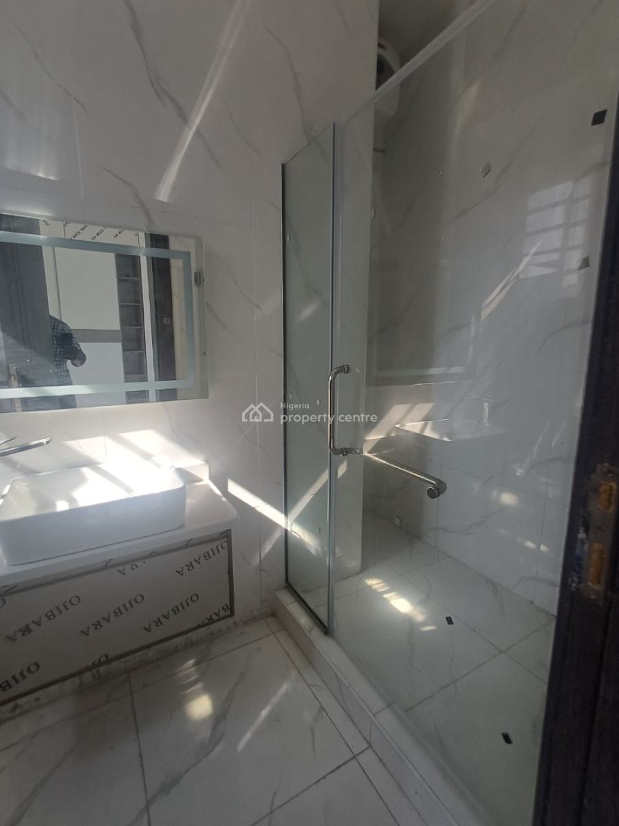 Luxury 4bedroom Terrace Duplex with Bq, Off Admiralty Road, Lekki Phase 1, Lekki, Lagos, Terraced Duplex for Sale