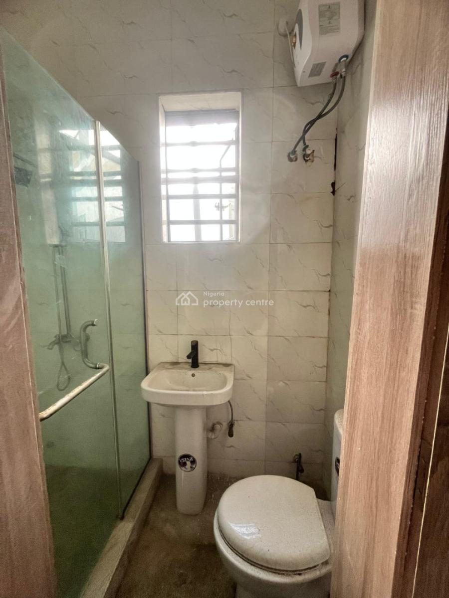 3bedroom Terrace Duplex, General Paint, Lekki, Lagos, House for Rent
