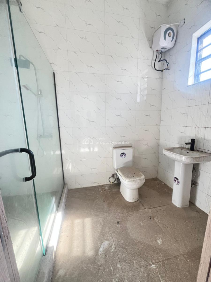 3bedroom Terrace Duplex, General Paint, Lekki, Lagos, House for Rent
