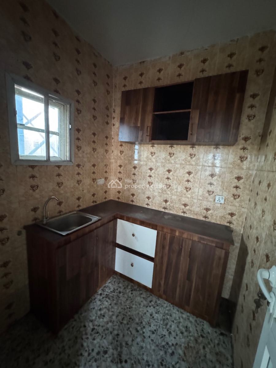 Miniflat, Ologolo, Lekki, Lagos, Mini Flat (room and Parlour) for Rent