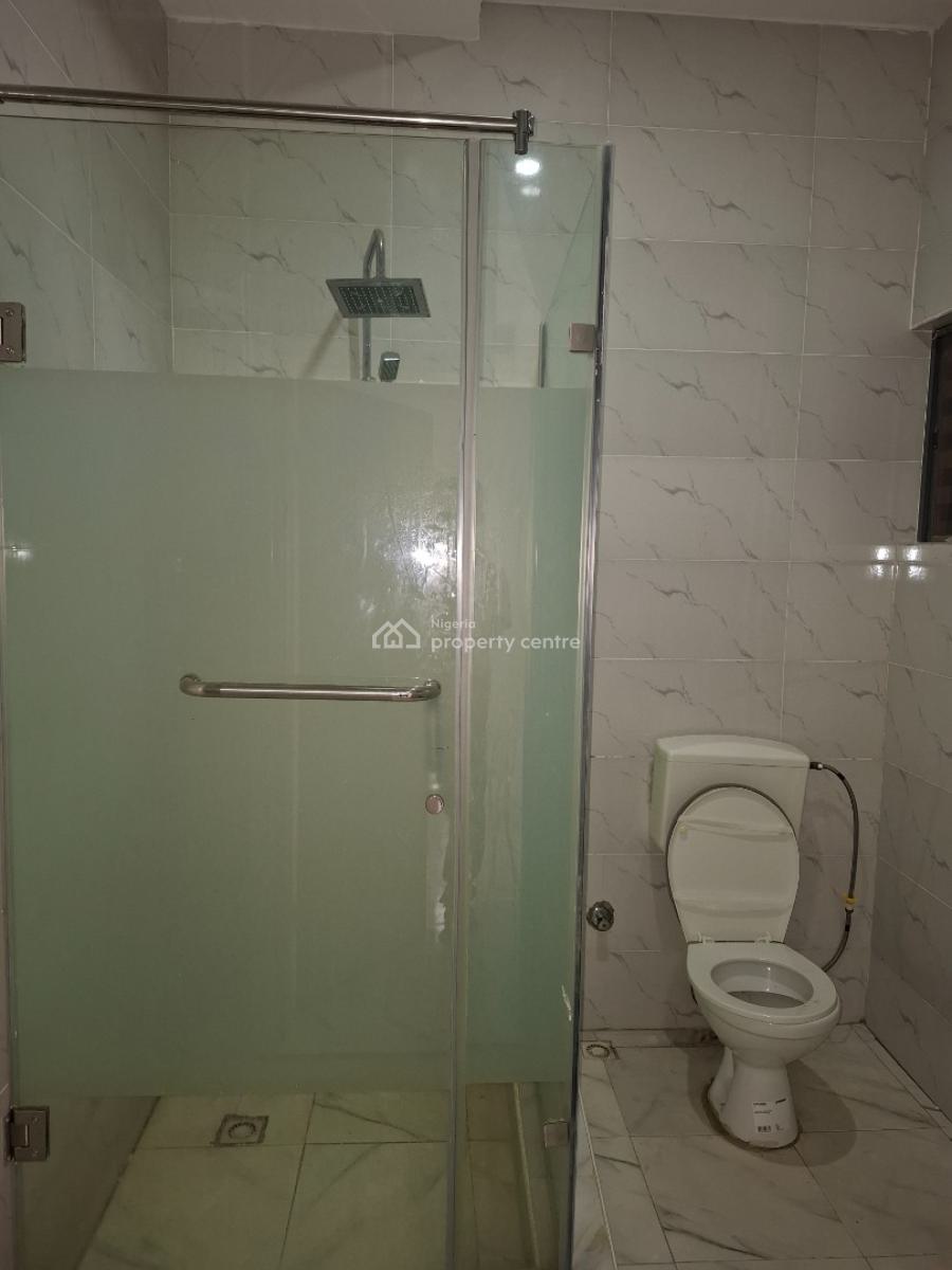 Standard Two Bedroom Apartment, Guzape District, Abuja, Flat / Apartment for Rent