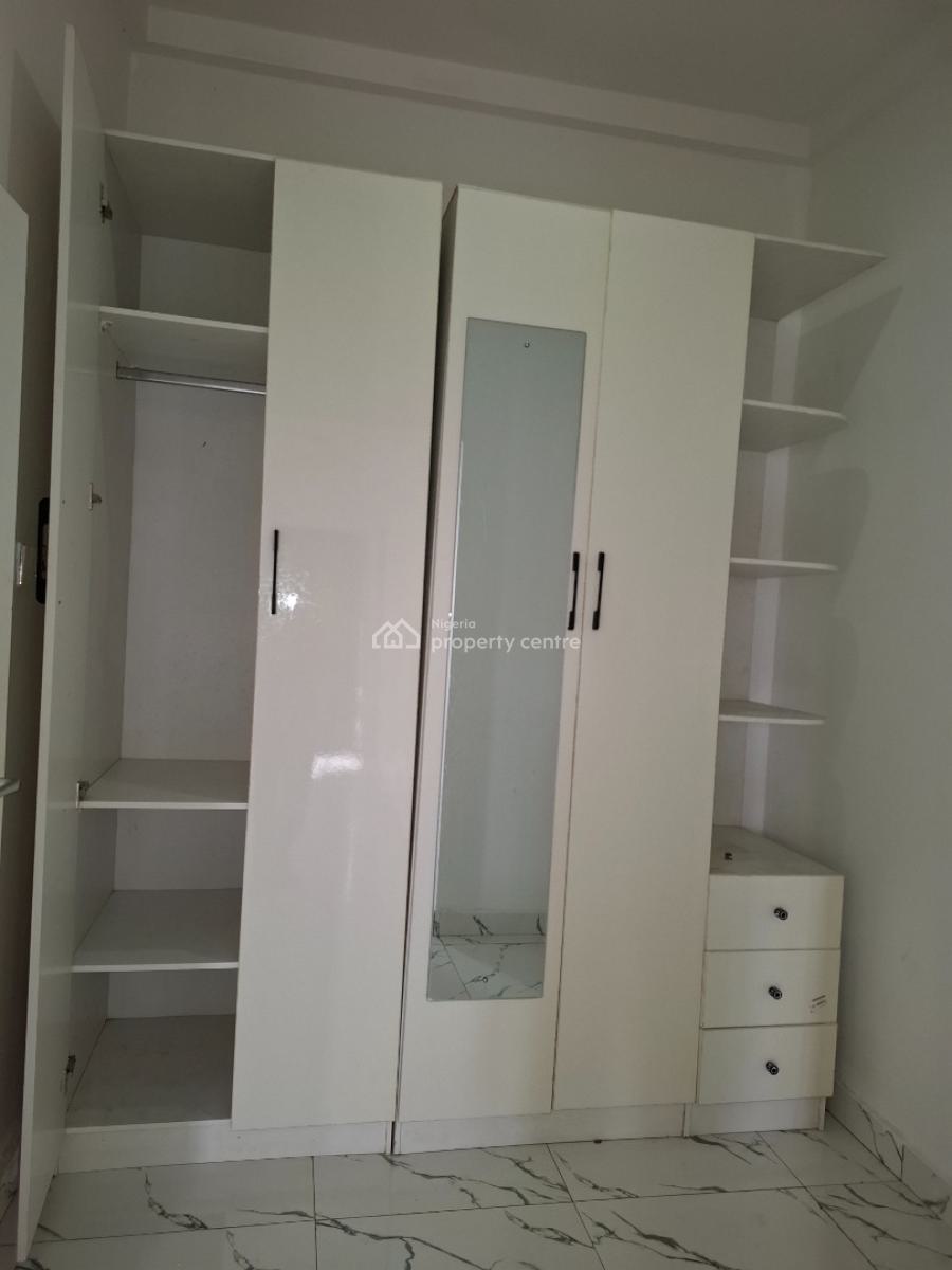 Standard Two Bedroom Apartment, Guzape District, Abuja, Flat / Apartment for Rent