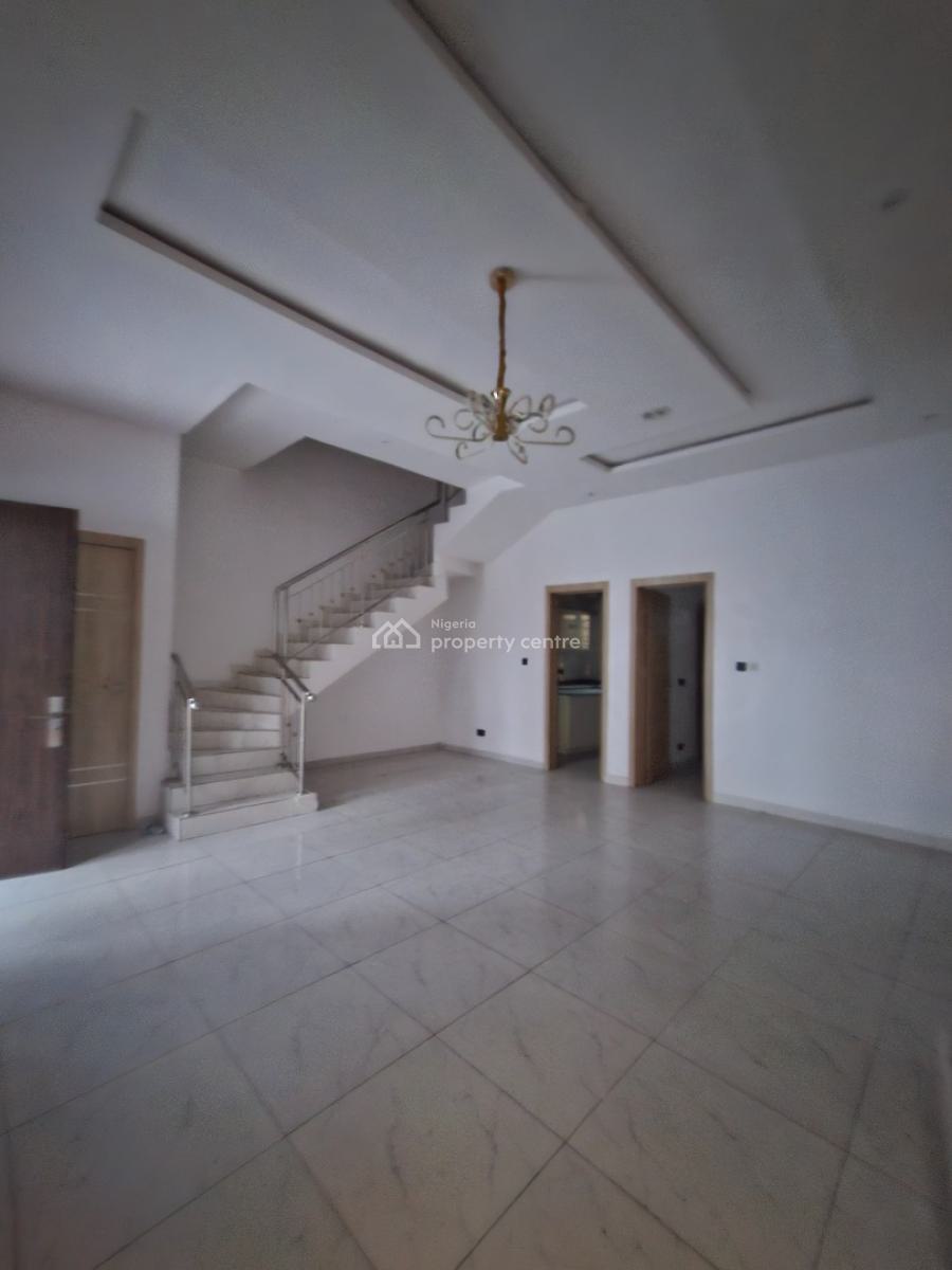 Mell Maint Spacious 4 Bedroom Terrace Duplex, Orchid, Lekki Phase 2, Lekki, Lagos, Terraced Duplex for Sale