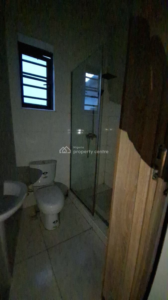 Mell Maint Spacious 4 Bedroom Terrace Duplex, Orchid, Lekki Phase 2, Lekki, Lagos, Terraced Duplex for Sale