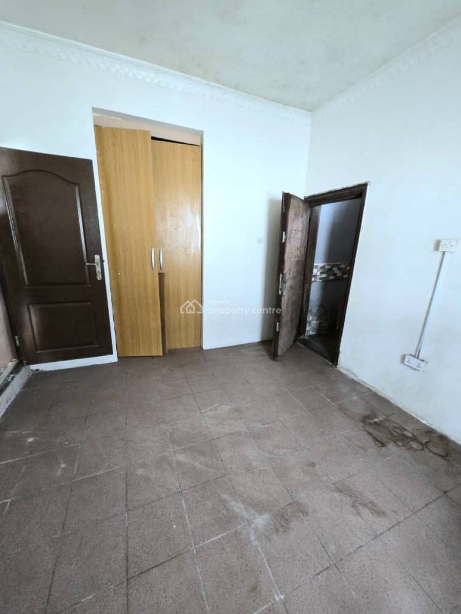 Spacious 5-bedroom Semi-detached Duplex, Lekki Phase 1, Lekki, Lagos, Office Space for Rent