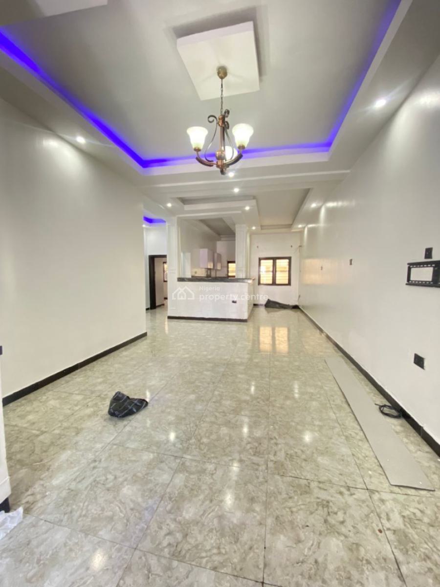 Nice 3 Bedroom Apartment with Personal Gate, Chevron, Lekki, Lagos, Flat / Apartment for Rent