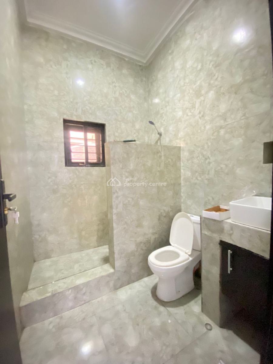 Nice 3 Bedroom Apartment with Personal Gate, Chevron, Lekki, Lagos, Flat / Apartment for Rent