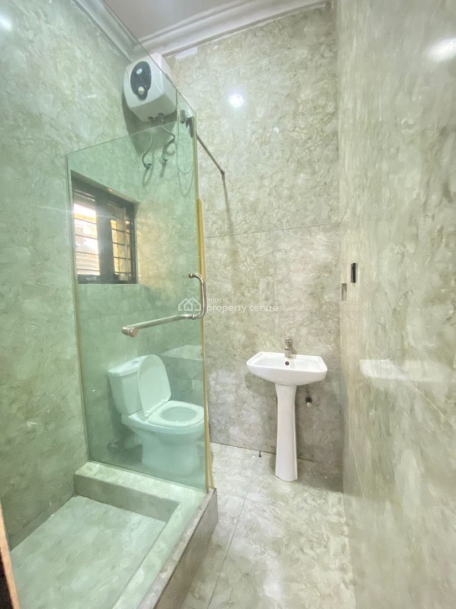 Nice 3 Bedroom Apartment with Personal Gate, Chevron, Lekki, Lagos, Flat / Apartment for Rent